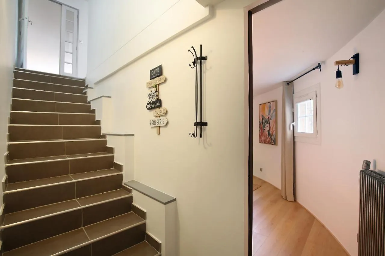 トゥールーズExpat Renting - Le Bistrot - St Cyprien - Parkingアパートメント 0*, トゥールーズ