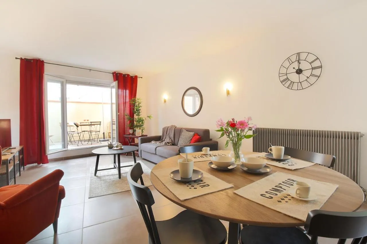 トゥールーズExpat Renting - Le Bistrot - St Cyprien - Parkingアパートメント アパート
